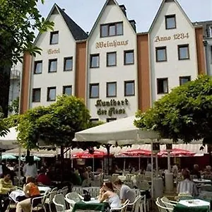 Kunibert Der Fiese Hotel
